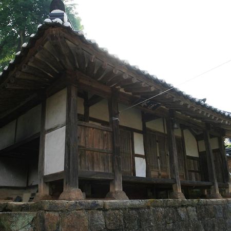 Boseong Jinrae Lee'S Traditional House מראה חיצוני תמונה