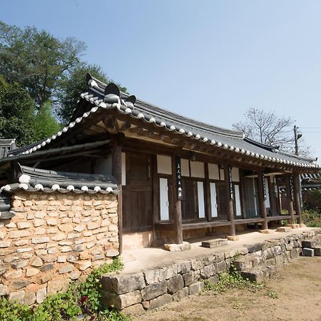 Boseong Jinrae Lee'S Traditional House מראה חיצוני תמונה