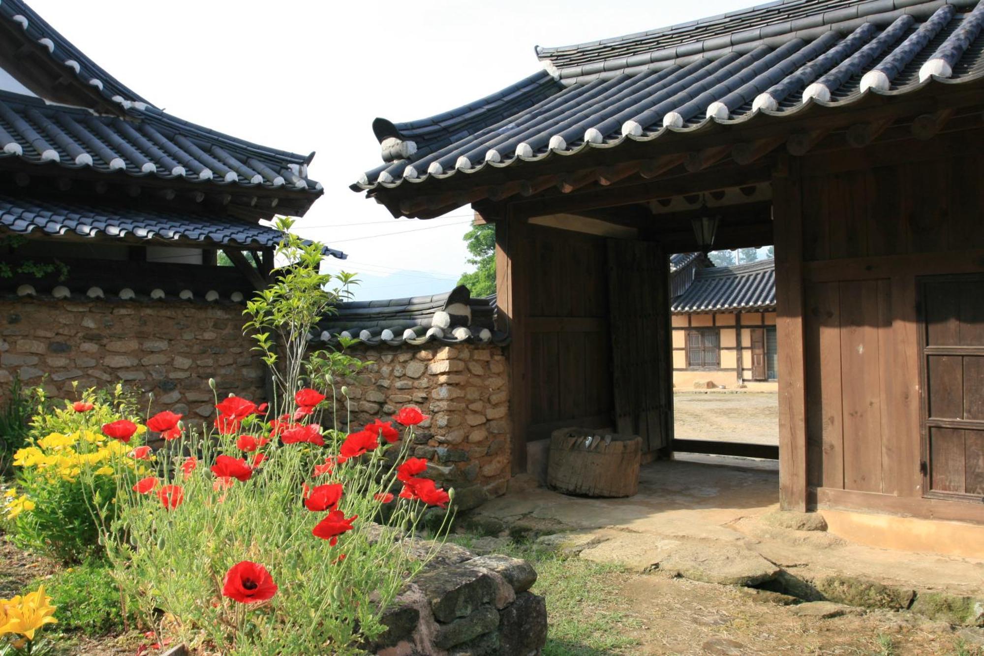 Boseong Jinrae Lee'S Traditional House מראה חיצוני תמונה