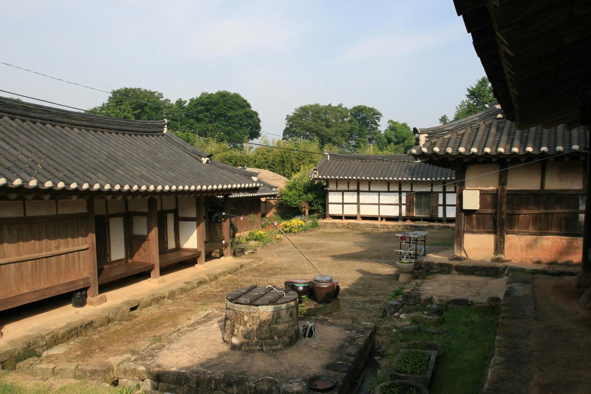 Boseong Jinrae Lee'S Traditional House מראה חיצוני תמונה