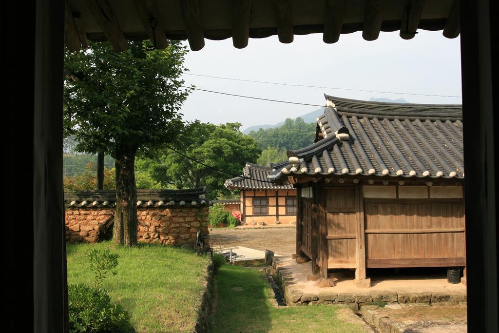Boseong Jinrae Lee'S Traditional House מראה חיצוני תמונה