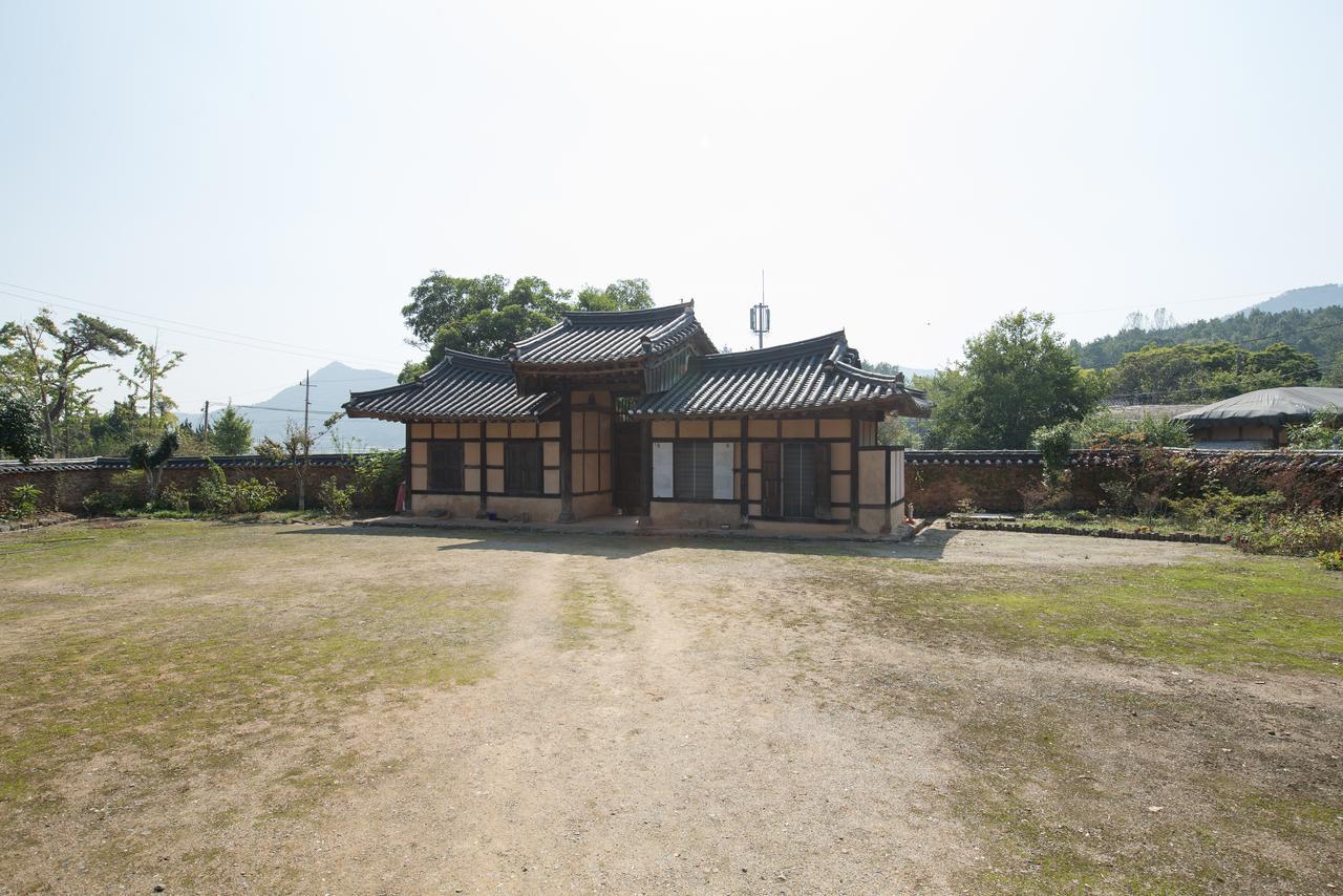 Boseong Jinrae Lee'S Traditional House מראה חיצוני תמונה