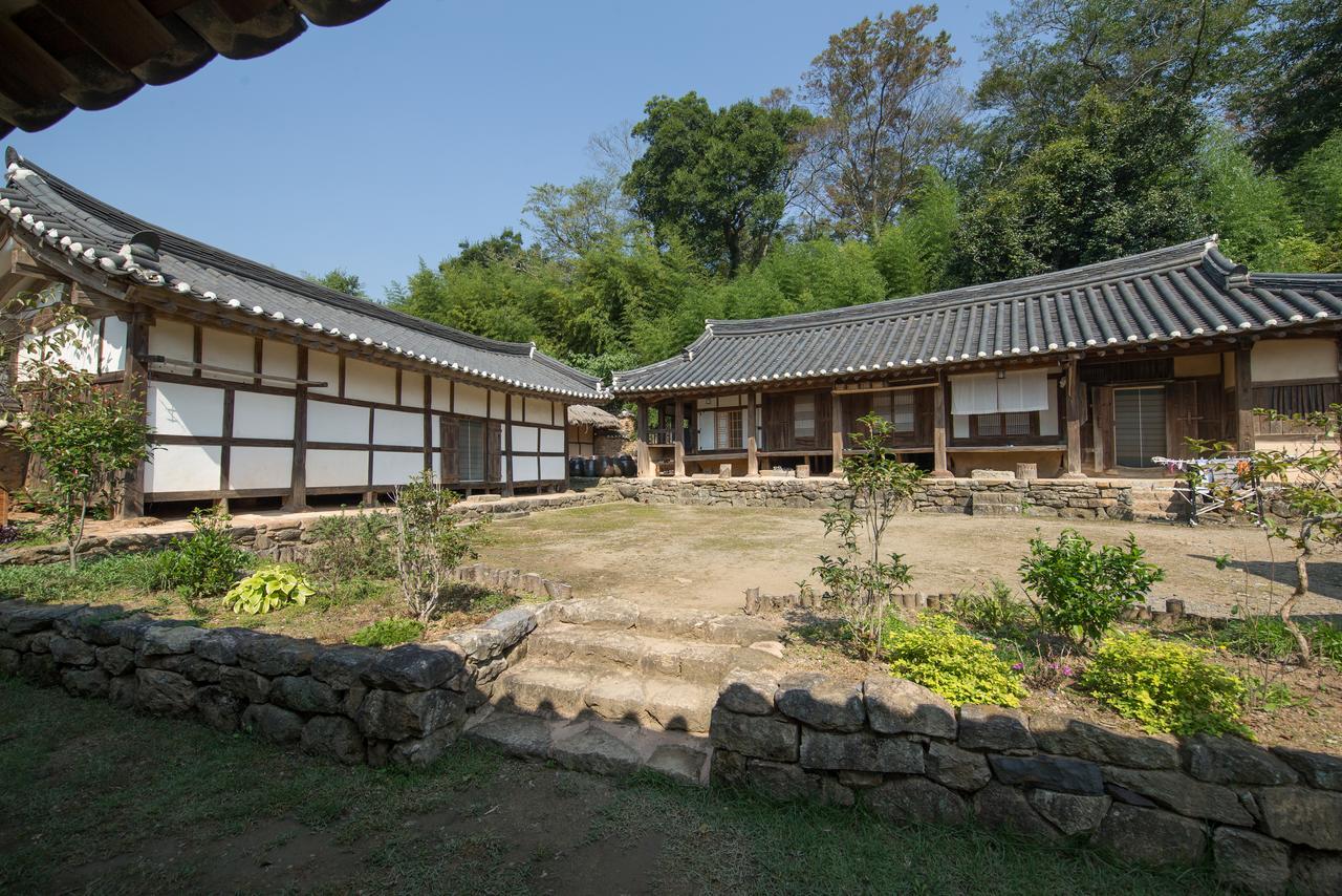 Boseong Jinrae Lee'S Traditional House מראה חיצוני תמונה